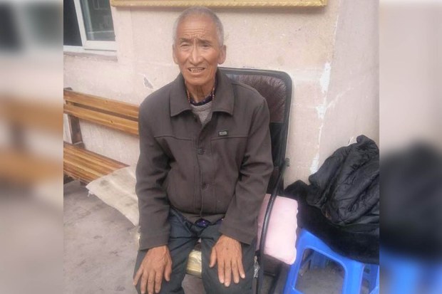 འཇམ་དཔལ་རྡོ་རྗེ་ལགས་ཀྱི་ཉེ་པར།