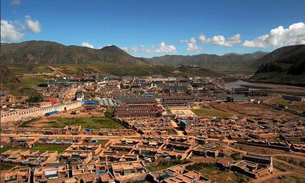 ནག་ཆུའི་སོག་རྫོང་།