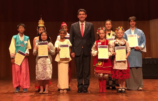 ཚེ་རིང་སྐལ་ལྡན་ལ་བོད་ཀྱི་སྐད་ཡིག་སློབ་གཉེར་རྩེར་སོན་གྱི་བྱ་དགའ་ཐོབ་སྐབས། ༢༠༡༧།༩།༢༥