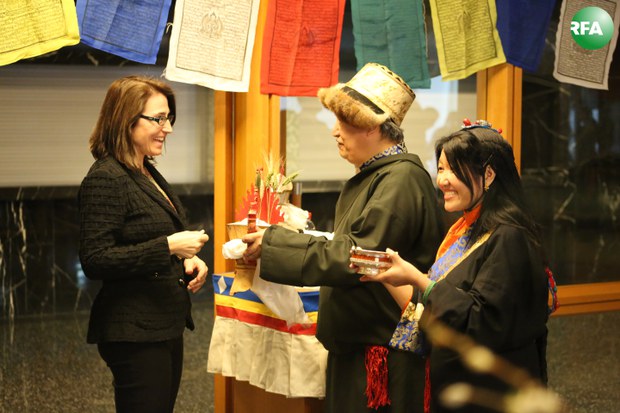 ཨ་མི་རི་ཀའི་ཕྱི་སྲིད་ལས་ཁུངས་ནང་དུ་བོད་ཀྱི་ལོ་གསར་སྲུང་བརྩི་གནང་སྐབས། ༢༠༡༦།༢།༡༨