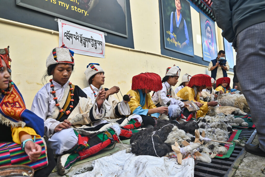 Tibetan Nomads.jpg