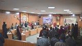 སྐབས་བཅུ་བདུན་པའི་བོད་མི་མང་སྤྱི་འཐུས་ལྷན་ཚོགས་ཀྱི་གྲོས་ཚོགས་ཚོགས་དུས་ལྔ་པ་དབུ་འཛུགས་གནང་སོང་།