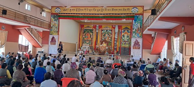 ༧སྐྱབས་རྗེ་བཟོད་པ་རིན་པོ་ཆེའི་དགོངས་རྫོགས་ཀྱི་མཆོད་འབུལ་སྨོན་ལམ་ཚོགས་པ།