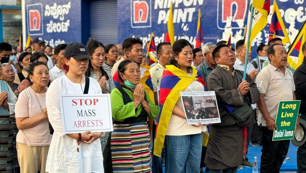 Tibetan protest S india (1).jpg
