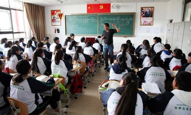 ལྷ་སར་ཡོད་པའི་སློབ་གྲྭ་ཞིག་གི་ནང་། ༢༠༡༥