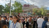 བོད་པའི་སློབ་ཕྲུག་ཁྲི་ཚོ་མང་པོ་རྒྱ་ནག་གི་མཐོ་རྒྱུགས་ཁྲོད་བོད་ཡིག་གི་ཡིག་རྒྱུགས་མེད་པར་ཞུགས་དགོས་བྱུང་གི་ཡོད་འདུག