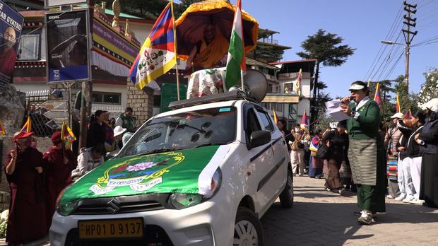 བུད་མེད་སྒེར་ལངས་ཉིན་མོར་བོད་རིགས་མཉམ་ཞུགས་གནང་མཁན་ཉུང་བས་བློ་ཕམ་བྱུང་ཞེས་བེུད་ལྷན་ཚོགས་ཀྱི་ཚོགས་གཙོ་ནས་གསུངས་བྱུང་།