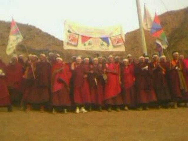 གཙང་དགོན་པའི་དགེ་འདུན་པའི་བོད་དོན་ལས་འགུལ་སྐབས། ༢༠༠༨།༣།༡༧