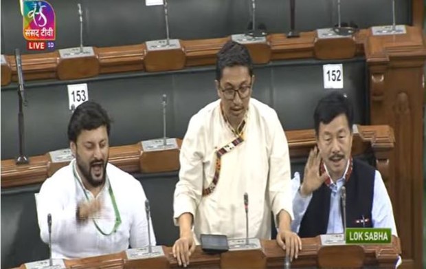 ཧི་མ་ལ་ཡའི་རི་རྒྱུད་ཁུལ་གྱི་སྐད་ཡིག་རྒྱ་གར་གཞུང་གིས་ངོས་འཛིན་ཐོབ་དགོས་བའི་ཁྲིམས་འཆར་བཏོན་འདུག