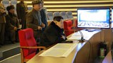 བྱང་ཀོ་རི་ཡའི་དབུ་ཁྲིད་Kim Jong-Unརྒྱང་ཐག་རིང་པོར་སྙོབས་ཐུབ་པའི་མེ་ཤུགས་འཕུར་མདེལ་གཏོང་སྐབས། ༢༠༡༦།༢།༧