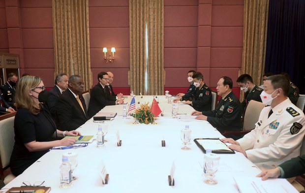 ཨ་རིའི་རྒྱལ་སྲུང་དྲུང་ཆེ་དང་རྒྱ་ནག་གི་རྒྱལ་སྲུང་བློན་ཆེན་གཉིས་ཐུག་འཕྲད་གནང་འདུག