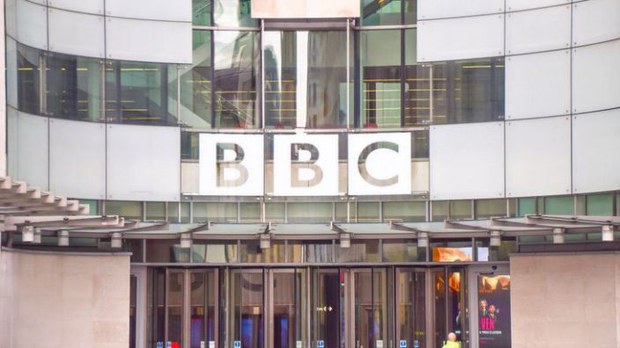 BBC གསར་འགྱུར་རྒྱུད་ལམ་གྱི་འཛམ་གླིང་གསར་འགྱུར་རྒྱུད་སྤེལ་བྱ་རྒྱུ་རྒྱ་ནག་གིས་བཀག་སྡོམ་ལ་ཨ་མི་རི་ཀས་སྐྱོན་བརྗོད།