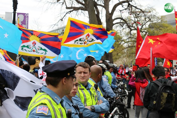 ཨ་རིའི་རྒྱལ་སར་རྒྱ་ནག་གི་སྲིད་འཛིན་ལ་ངོ་རྒོལ་སྐབས། ༢༠༡༦།༣།༣༡ 
