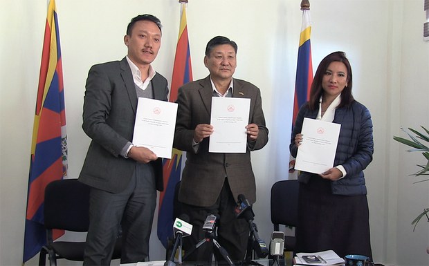 རྒྱ་ནག་གཞུང་གི་ཁོར་ཡུག་དང་འབྲེལ་བའི་རྒྱབ་ཤ་དཀར་པོར་ལན་འདེབས།
