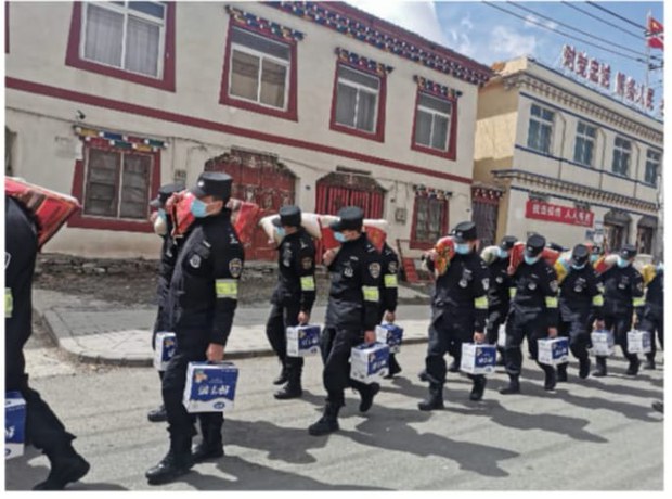 རྒྱ་ནག་གཞུང་གིས་རྫ་སྨད་དབོན་པོ་ཕྱོགས་སུ་དམ་དྲག་དང་༧གོང་ས་མཆོག་གི་སྐུ་པར་བཀག་སྡོམ།