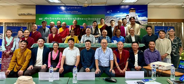 བཙན་བྱོལ་དུ་བོད་རིག་པ་བའི་ཉམས་ཞིབ་པ་དང་བོད་དོན་ཐོག་རྒྱལ་སྤྱིའི་ཁྲོད་གོ་རྟོགས་སྤེལ་མཁན་ཇེ་མང་དུ་འགྲོ་ཆེད་དུ་བོད་ཀྱི་ན་གཞོན་ཉམས་ཞིབ་པའི་ཚོགས་འདུ་གོ་སྒྲིག་ཞུས་ཡོད་ཅེས། ཛམ་ལྷ་བསྟན་པ་རྒྱལ་མཚན་ལགས་ཀྱིས་གསུངས་པ།