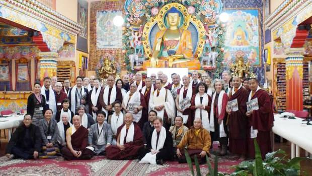 ཡོ་རོབ་བོད་རྒྱུད་ནང་བསྟན་གྱི་ཆོས་ཚོགས་ལྷན་ཚོགས་༣།