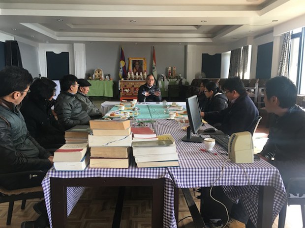 བོད་སྐད་ཀྱི་ཐ་སྙད་གསར་པ་༤༠༠ལྷག་ཙམ་གཏན་འབེབས་གནང་ཡོད་པ། བོད་སྐད་ཀྱི་ཐ་སྙད་གསར་པ་༤༠༠ལྷག་ཙམ་གཏན་འབེབས་གནང་ཡོད་པ།
