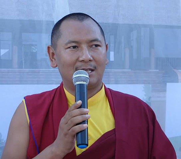མདོ་དང་བསྟན་བཅོས་ཁག་གི་མཚན་ཐོ་ཕྱོགས་བསྡུས།
