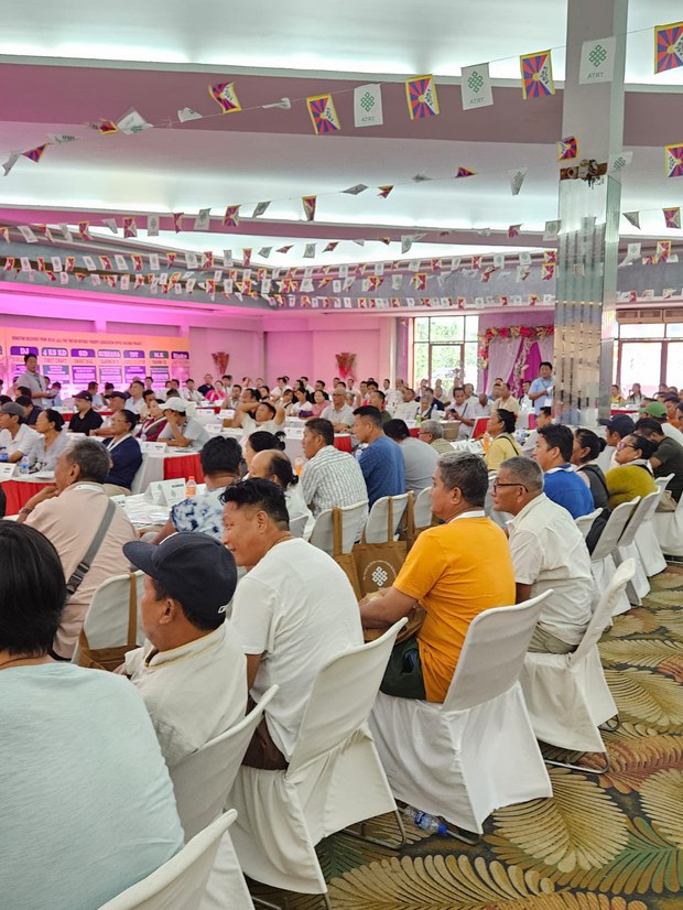 རྒྱ་གར་རྒྱལ་ཡོངས་བོད་མིའི་ཚོང་ལས་ཚོགས་པའི་ཚོགས་ཆེན་ཐེངས་ལྔ་པ།