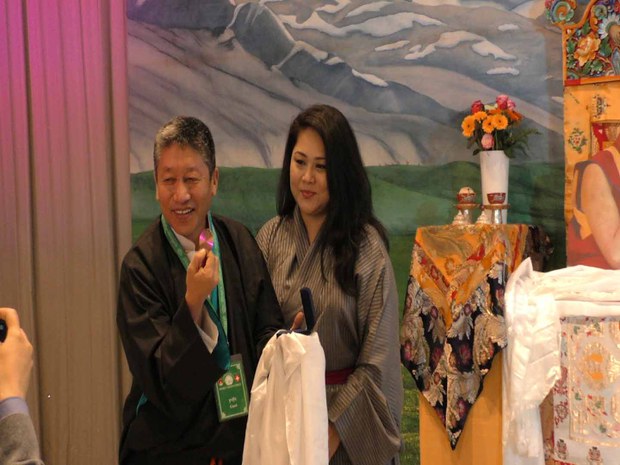 བཀའ་ཟུར་འབྲོང་ཆུང་དངོས་གྲུབ་ལགས་སུ་ཐུགས་རྗེ་ཆེ་ཞུ།