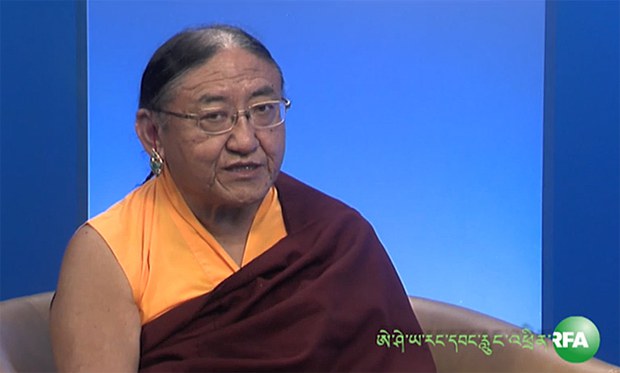 ས་སྐྱ་བདག་ཁྲི་རིན་པོ་ཆེ་མཆོག་ནས་སྤྱན་རས་གཟིགས་ཀྱི་བཀའ་དབང༌། ས་སྐྱ་བདག་ཁྲི་རིན་པོ་ཆེ་མཆོག་ནས་སྤྱན་རས་གཟིགས་ཀྱི་བཀའ་དབང༌།