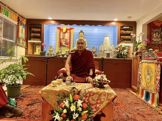 ཉིན་རེའི་མི་ཚེའི་ནང་ནང་ཆོས་ཉམས་ལེན་གནང་ཕྱོགས།