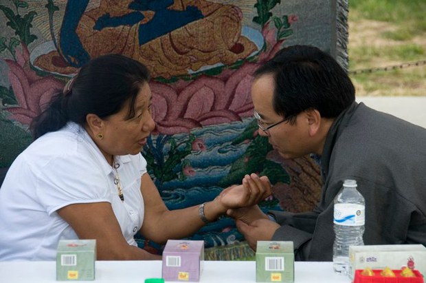 གཅིན་སྙི་ཟ་ཁུའི་ནད་གཞི་དང་འབྲེལ་བའི་གནས་ཚུལ།