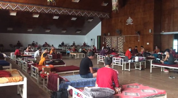 འབྲས་ལྗོངས་ཁུལ་གྱི་དགོན་སྡེ་ཁག་གི་ནང་ཏོག་དབྱིབས་རིམས་ནད་ཁྱབ་གདལ། འབྲས་ལྗོངས་ཁུལ་གྱི་དགོན་སྡེ་ཁག་གི་ནང་ཏོག་དབྱིབས་རིམས་ནད་ཁྱབ་གདལ།