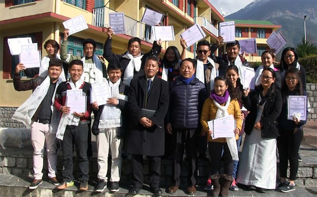 བཙན་བྱོལ་བོད་མིའི་དངུལ་ཁང་མིན་པའི་དཔལ་འབྱོར་སྡེ་ཚན་གྱི་དམིགས་ཡུལ། བཙན་བྱོལ་བོད་མིའི་དངུལ་ཁང་མིན་པའི་དཔལ་འབྱོར་སྡེ་ཚན་གྱི་དམིགས་ཡུལ།