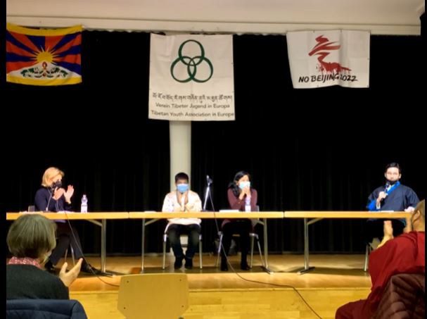 ཡོ་རོབ་བོད་རིགས་གཞོན་ནུ་མཐུན་ཚོགས་ཀྱིས་སུད་སིར་རང་དབང་མེད་ན་རྩེད་འགྲན་མེད་ཅེས་པའི་བགྲོ་གླེང་ཞིག་གོ་སྒྲིག་ཞུས་ཡོད་པ། ཡོ་རོབ་བོད་རིགས་གཞོན་ནུ་མཐུན་ཚོགས་ཀྱིས་སུད་སིར་རང་དབང་མེད་ན་རྩེད་འགྲན་མེད་ཅེས་པའི་བགྲོ་གླེང་ཞིག་གོ་སྒྲིག་ཞུས་ཡོད་པ།