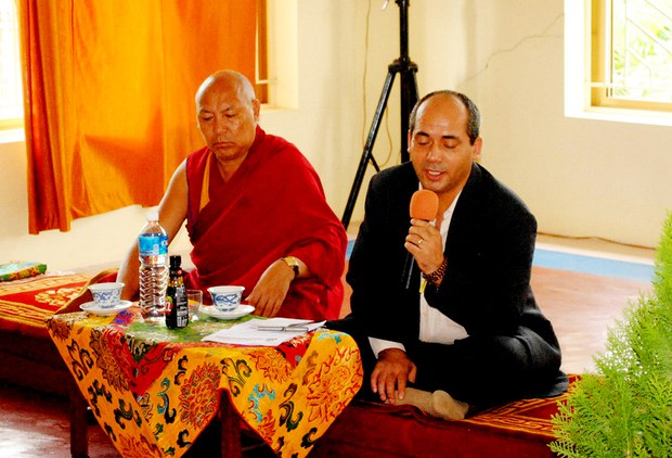  བོད་སྐད་ནང་ཚན་རིག་གི་ཐ་སྙད་གསར་བཟོའི་ལས་འགུལ།