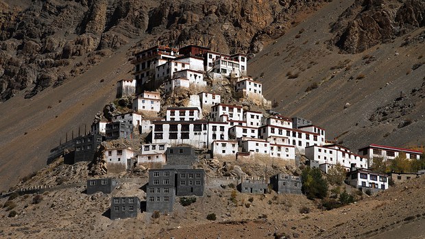 ཧི་མ་ལ་ཡ་དང་བོད་རྒྱུད་ནང་བསྟན།