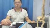 སྨན་པ་བསྟན་འཛིན་འགྱུར་མེད་ལགས་ཀྱིས་ཀླད་པའི་ནད་གཞི་སྐོར་ངོ་སྤྲོད་གནང་བ།