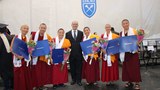 ནུབ་ཕྱོགས་སུ་ཚན་རིག་སློབ་སྦྱོང་གནང་མཁན་གྱི་གྲ་བཙུན།