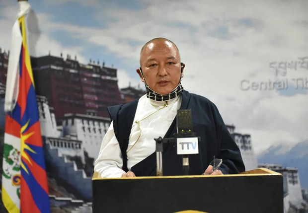 བཙན་བྱོལ་བོད་མི་ཚོང་པར་སྐྱེ་ཆུང་བུ་ལོན་གནང་རྒྱུའི་ལས་འཆར། བཙན་བྱོལ་བོད་མི་ཚོང་པར་སྐྱེ་ཆུང་བུ་ལོན་གནང་རྒྱུའི་ལས་འཆར།