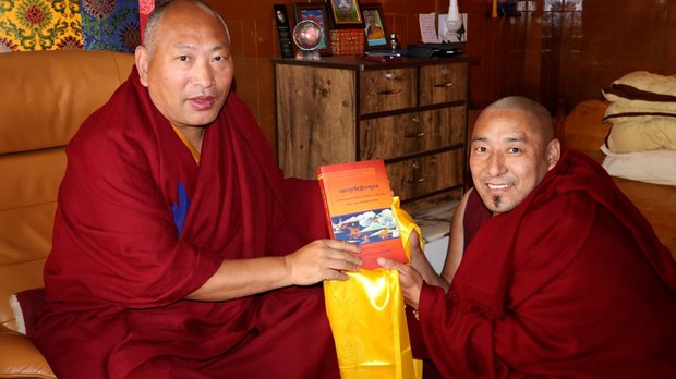 དབལ་ཕུར་བོན་སྐོར་ལ་དཔྱད་པ། དབལ་ཕུར་བོན་སྐོར་ལ་དཔྱད་པ།