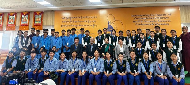 སྒོམ་སྒྲུབ་ཉམས་ལེན་གྱི་ཕན་ཡོན་ལ་དཔྱད་པ་དང་ཉམས་ཞིབ།
