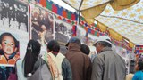 བོད་མིའི་སྒྲིག་འཛུགས་ཕྱི་དྲིལ་བོད་ཀྱི་འགྲེམས་སྟོན་ཁང་གིས་ལ་དྭགས་ཞི་བའི་ཚལ་དུ་ཕ་ཡུལ་ཕྱོགས་སུ་རྒྱང་བལྟ་ཞེས་པའི་དཔར་རིས་འགྲེམས་སྟོན་ཞིག་གོ་སྒྲིག་ཞུས་ཡོད་པ།