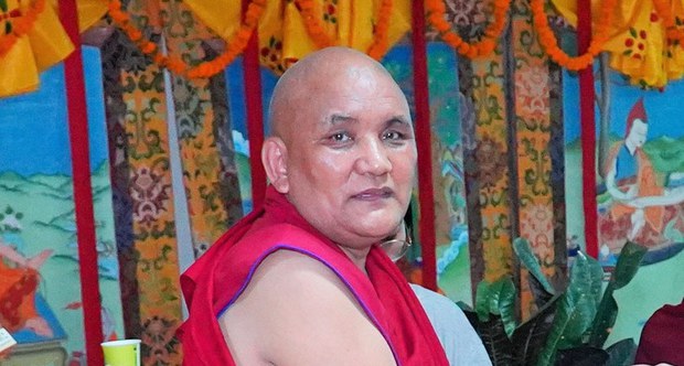 བོད་ཀྱི་རྒྱལ་པོ་སྲོང་བཙན་སྒམ་པོ་བར་དུ་བོད་ནང་དུ་བོད་སྨན་རྣམས་བོད་པ་རང་ཉིད་ཀྱིས་རང་སྐྱ་འཕེར་བ་ཞིག་ཡིན་ནམ་ཡང་ན་ཕྱིའི་སྨན་དཔྱད་དར་ཡོད་མེད་སྐོར། བོད་ཀྱི་རྒྱལ་པོ་སྲོང་བཙན་སྒམ་པོ་བར་དུ་བོད་ནང་དུ་བོད་སྨན་རྣམས་བོད་པ་རང་ཉིད་ཀྱིས་རང་སྐྱ་འཕེར་བ་ཞིག་ཡིན་ནམ་ཡང་ན་ཕྱིའི་སྨན་དཔྱད་དར་ཡོད་མེད་སྐོར།
