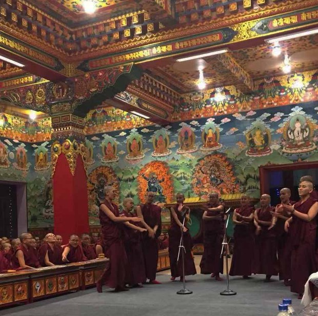 བཙན་བྱོལ་ནང་གི་བཙུན་མའི་འཇང་དགུན་ཆོས།