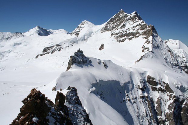 སུད་སི་རྒྱལ་ཁབ་ནང་གི་རི་བོ་མཐོ་ཤོས་ Jungfraujoch ཞེས་པ་ དེའི་ལོ་རྒྱུས།