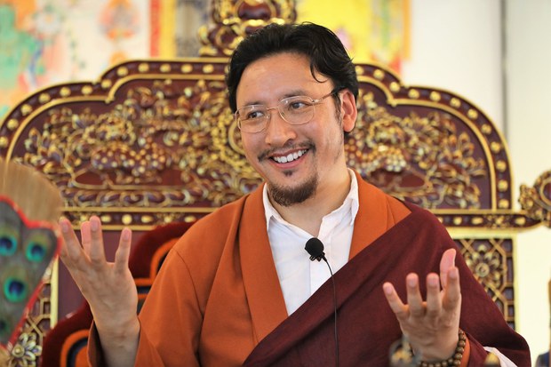 རྒྱ་ནག་གི་སློབ་གསོ་རིག་པ་བ་ལོའོ་ཙེས་བརྩམས་པའི་རྩོམ་དེབ་སོགས་བོད་ཡིག་ནང་ཡིག་བསྒྱུར་དང་ཆོས་ཚོགས་དང་འབྲེལ་བའི་ལས་དོན་སྐོར།