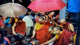 རིན་ཆེན་གཏེར་མཛོད་ཆེན་པོའི་དབང་ལུང་ཁྲིད་གསུམ་གནང་བ།