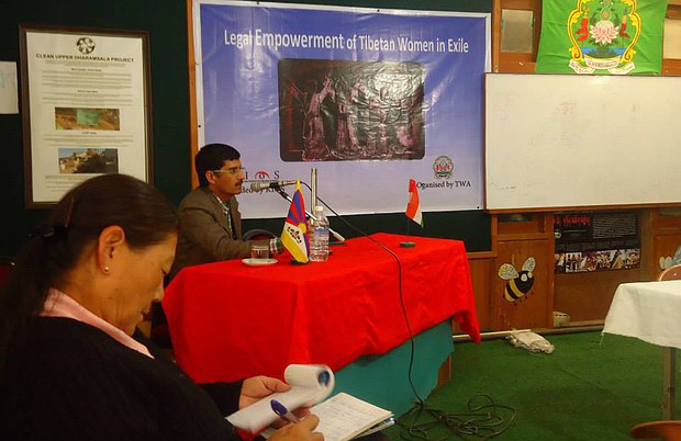 བོད་མིའི་ཐོབ་ཐང་ཁྲིམས་ཐོག་ནས་སྲུང་སྐྱོབ་གང་འདྲ་ཡོད་མེད། བོད་མིའི་ཐོབ་ཐང་ཁྲིམས་ཐོག་ནས་སྲུང་སྐྱོབ་གང་འདྲ་ཡོད་མེད།