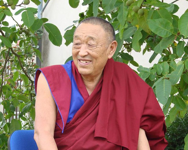 ༧སྐྱབས་རྗེ་སྨན་རི་ཁྲི་འཛིན་སོ་གསུམ་པ་ལུང་རྟོགས་བསྟན་པའི་ཉི་མ་མཆོག་གི་སྐུ་ཚེ་ལོ་རྒྱུས། ༧སྐྱབས་རྗེ་སྨན་རི་ཁྲི་འཛིན་སོ་གསུམ་པ་ལུང་རྟོགས་བསྟན་པའི་ཉི་མ་མཆོག་གི་སྐུ་ཚེ་ལོ་རྒྱུས།