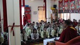 སློབ་ཕྲུག་ཁག་གཅིག་ལ་རིགས་ལམ་དང་བཟང་སྤྱོད་ཀྱི་སློབ་འཁྲིད།
