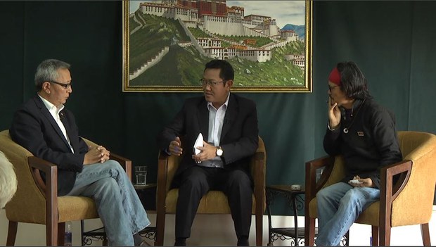 དབུ་མའི་ལམ་དང་རང་བཙན་སྐོར་དམིགས་བསལ་བགྲོ་གླེང།
