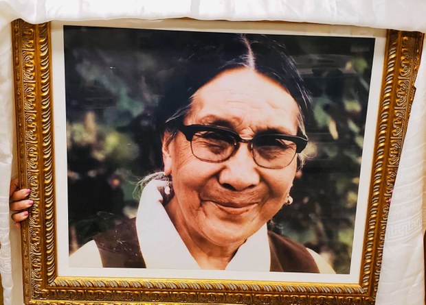  ཨོན་ཊེ་རོ་ཡོའི་ནང་བོད་མི་ཚོས་རྒྱལ་སྤྱིའི་ཨ་མའི་ཉིན་མོ་སྲུང་བརྩི་ཞུས་ཡོད་པ།