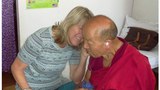 བོད་མི་སྐྱབས་བཅོལ་བར་ཉན་ཕན་ཡོ་བྱད་ཀྱི་ཞབས་འདེབས།